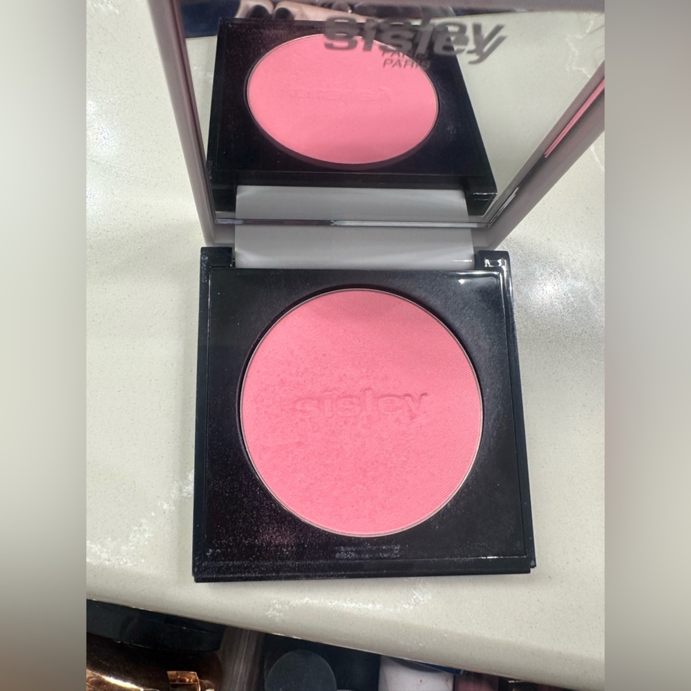 Sisley Paris Le Phyto Blush Radiant Blush in 1 Pink Peony